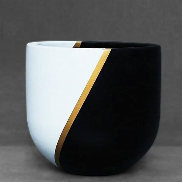 Solvia Planter Pot