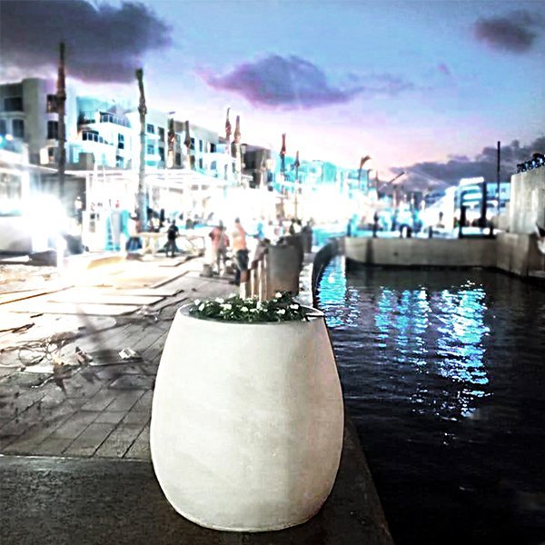 Riona Planter Pot